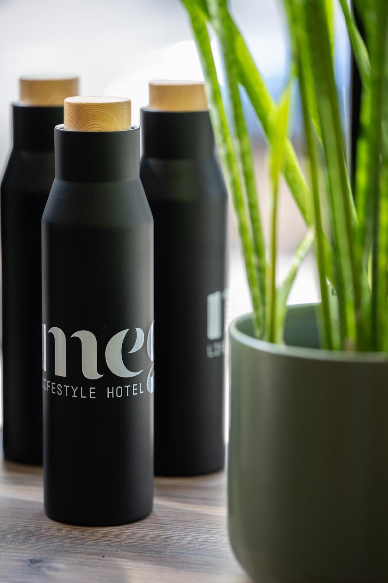 ריצ'יונה Meg Lifestyle Hotel & Apartaments מראה חיצוני תמונה